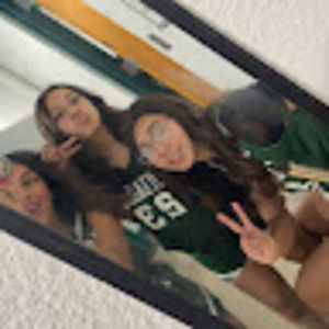 Meet your Posher, Kassandra